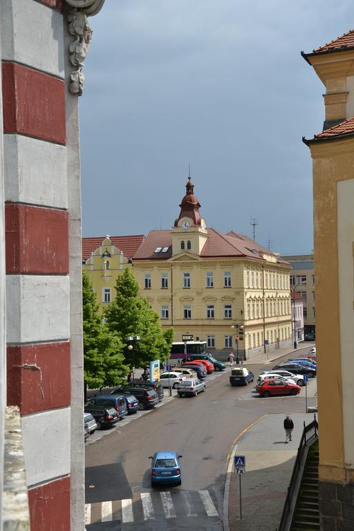 Hotel Posta Benesov (Central Bohemian) Exterior foto