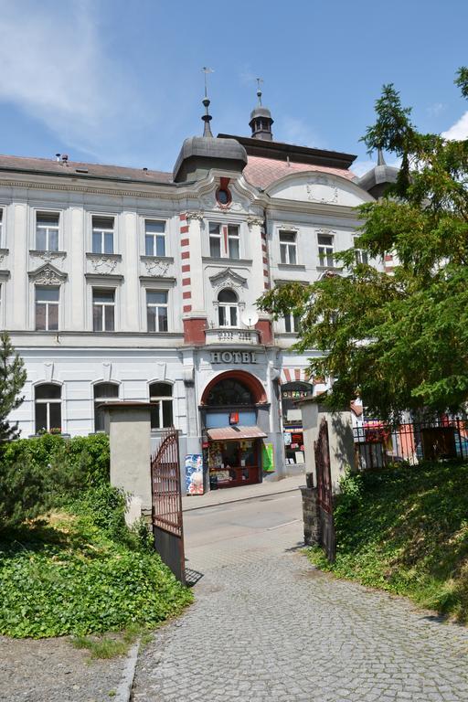 Hotel Posta Benesov (Central Bohemian) Exterior foto