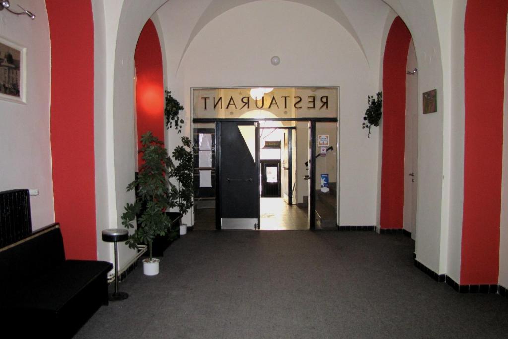 Hotel Posta Benesov (Central Bohemian) Exterior foto